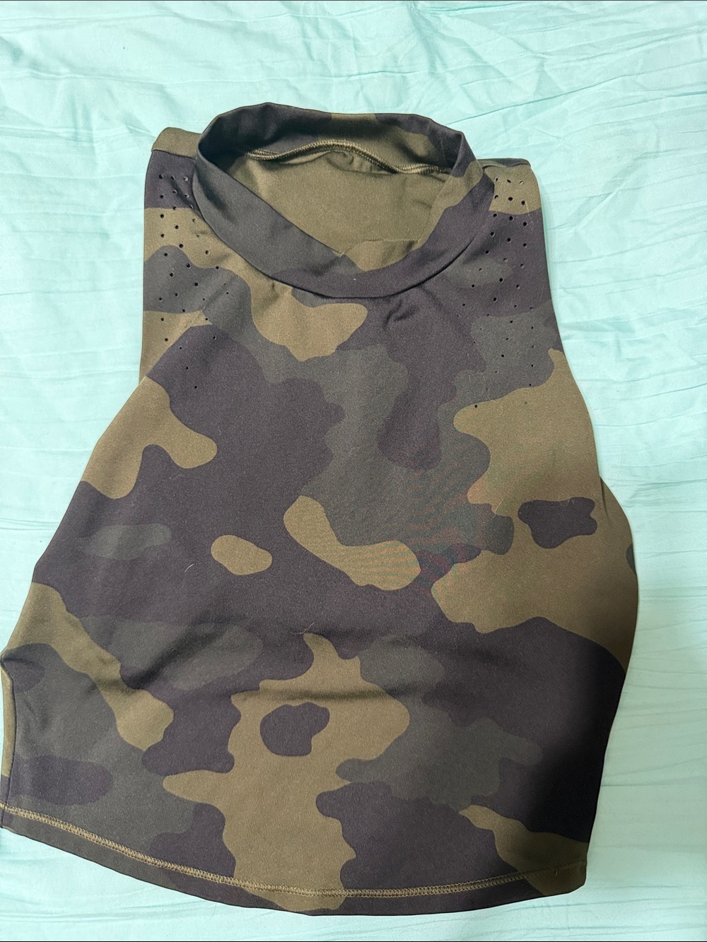 Sleeveless Camo High-Neck Women's Top - Olive/Black